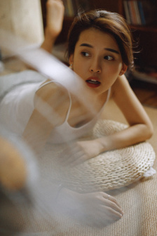 男生主动吃我腿中间那个东西